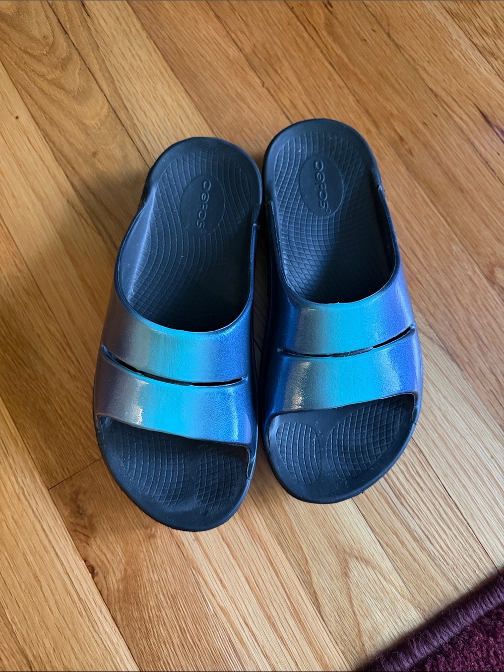 OOFOS Blue Iridescent Slide Sandals - Picture 3 of 10